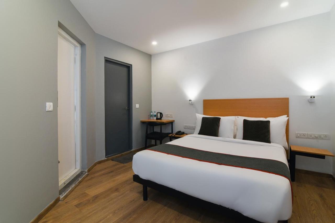 Super Townhouse Spruce Hotels Bellandur Bangalore Exterior foto